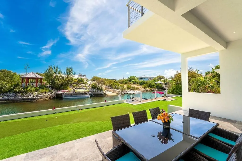 Balfour Villa Turtle Cove