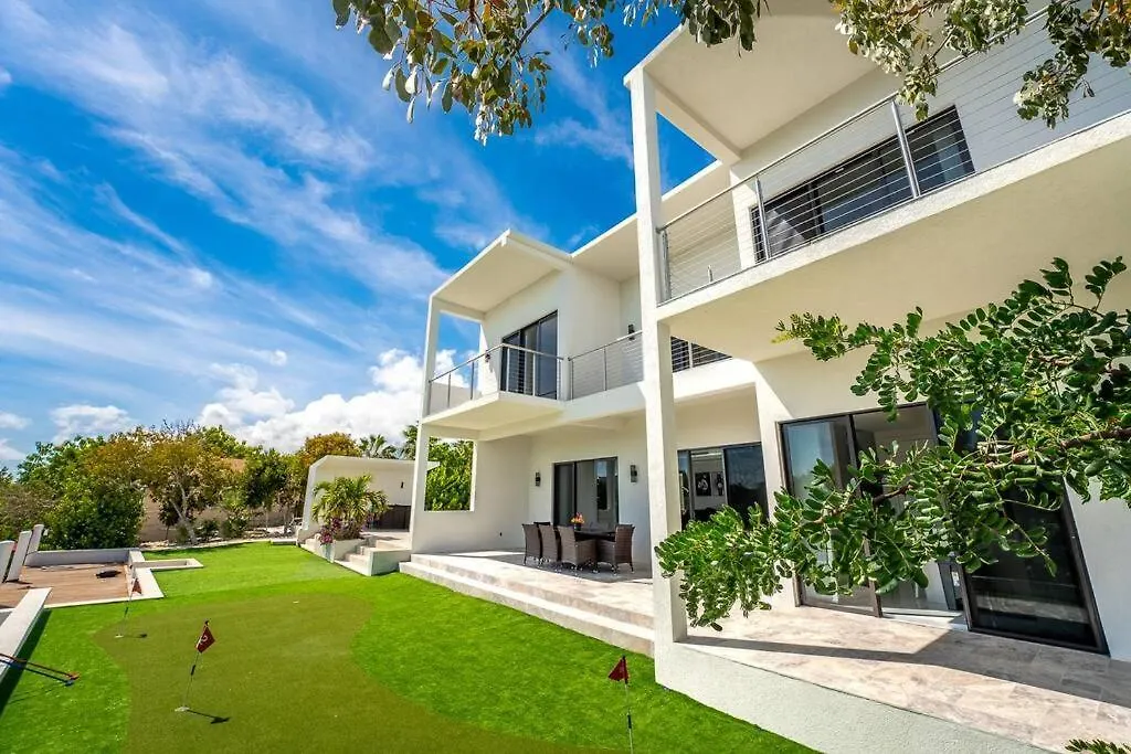 Balfour Villa Turtle Cove